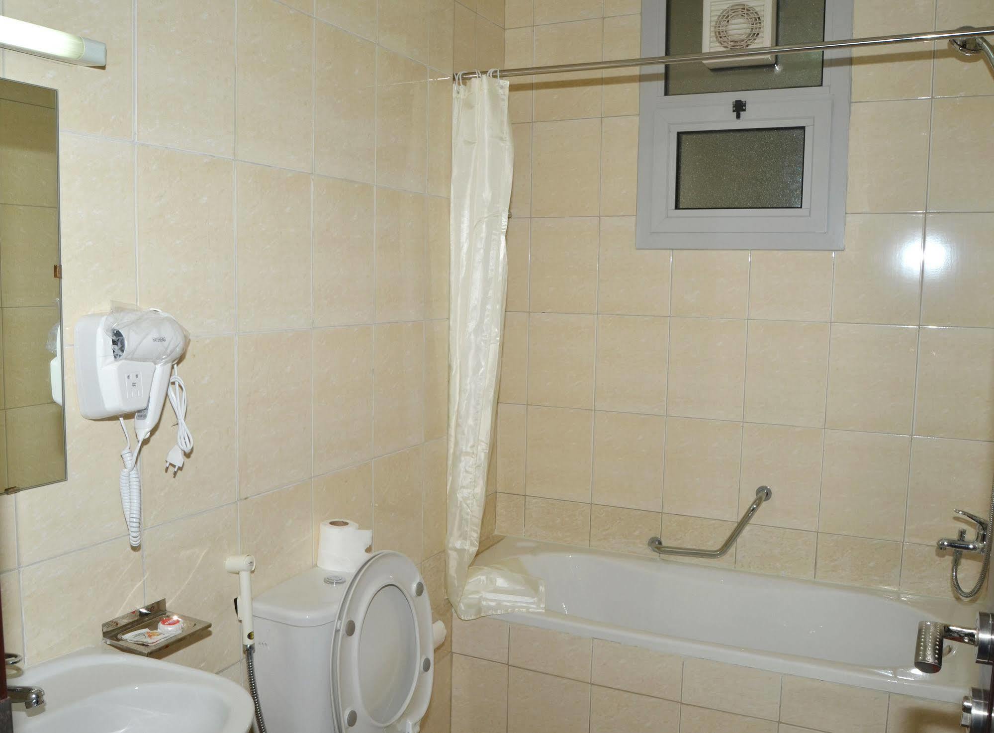 Al Khaleej Plaza Furnished Apartments Llc عجمان المظهر الخارجي الصورة